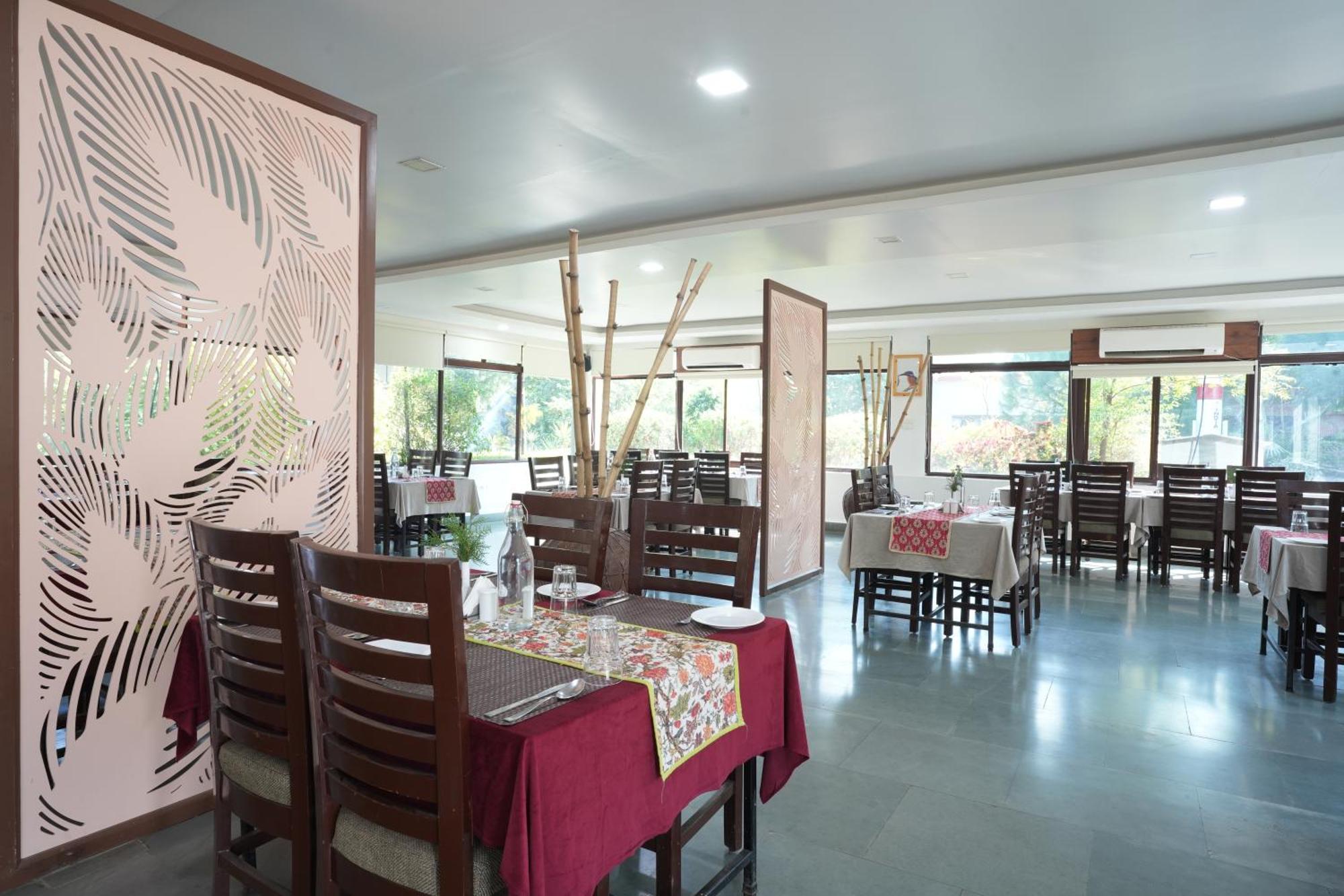 Astroport Sariska Treetop By Eight Continents Tehla Exterior photo