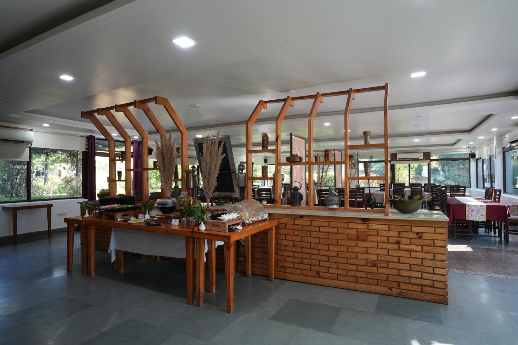 Astroport Sariska Treetop By Eight Continents Tehla Exterior photo